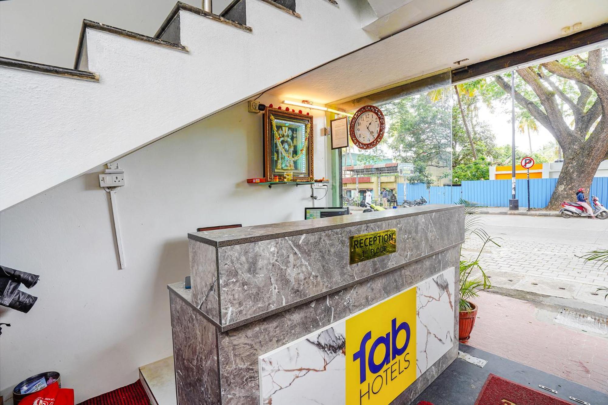 Fabhotel Rlv Green Palace - Nr Kengeri Satellite Town Bangalore Exterior foto